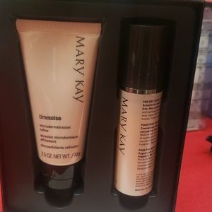 Microdermabrasion PlusSmaller looking pores for